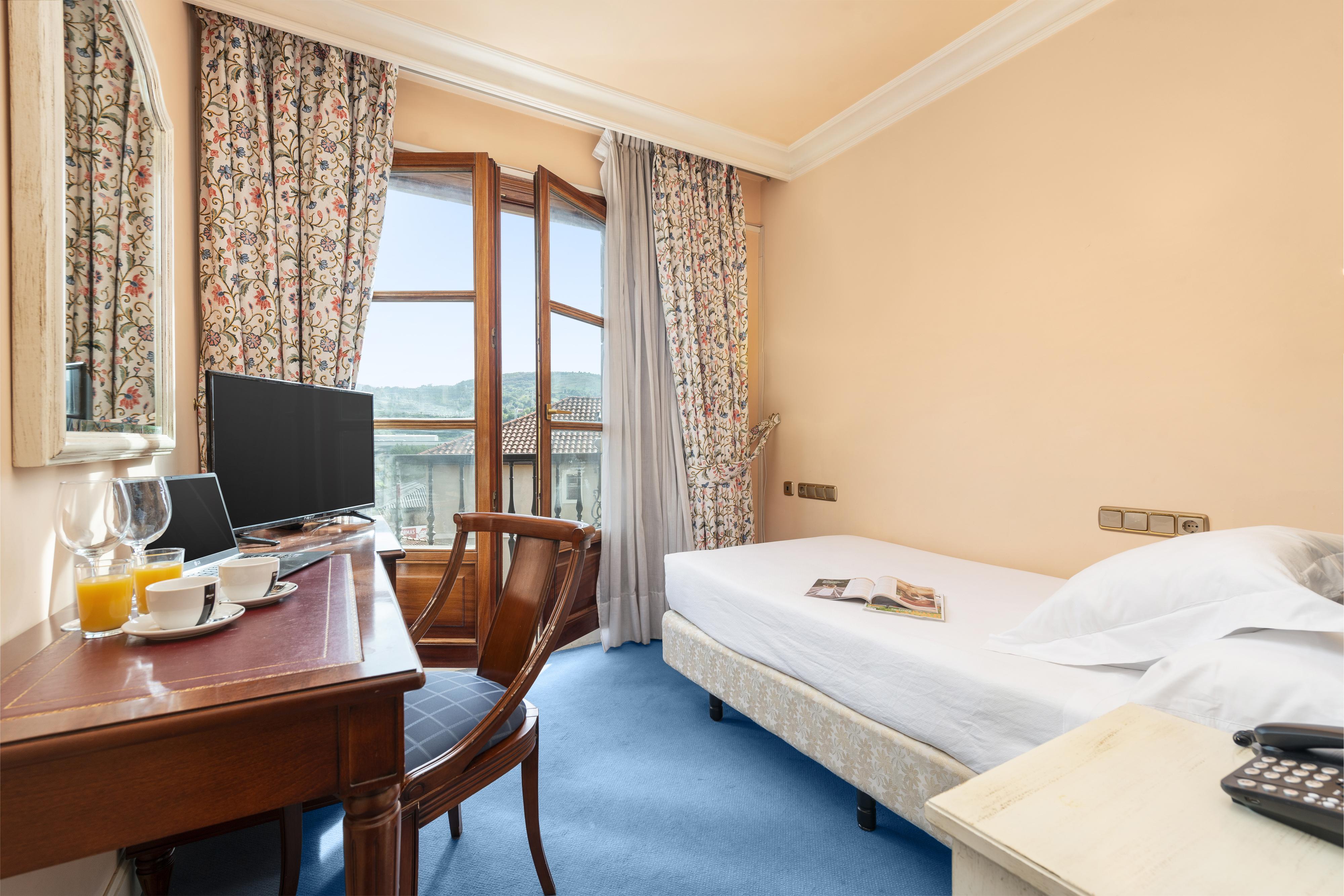 Tryp Bilbao Sondika Hotel Zewnętrze zdjęcie