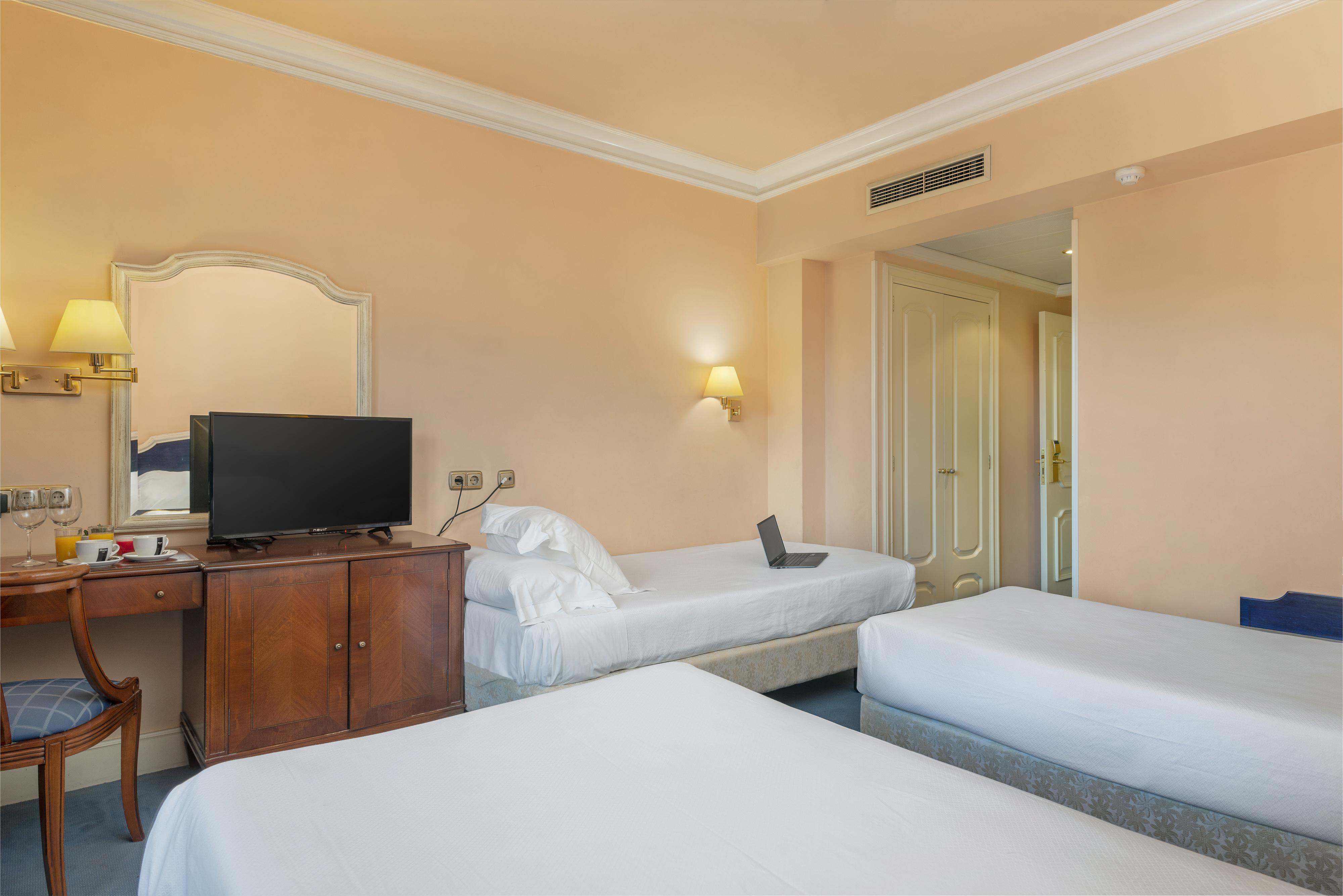 Tryp Bilbao Sondika Hotel Zewnętrze zdjęcie
