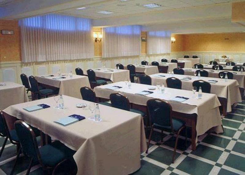 Tryp Bilbao Sondika Hotel Zaplecze biznesowe zdjęcie