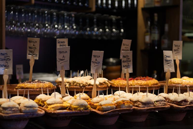 Tryp Bilbao Sondika Hotel Zewnętrze zdjęcie